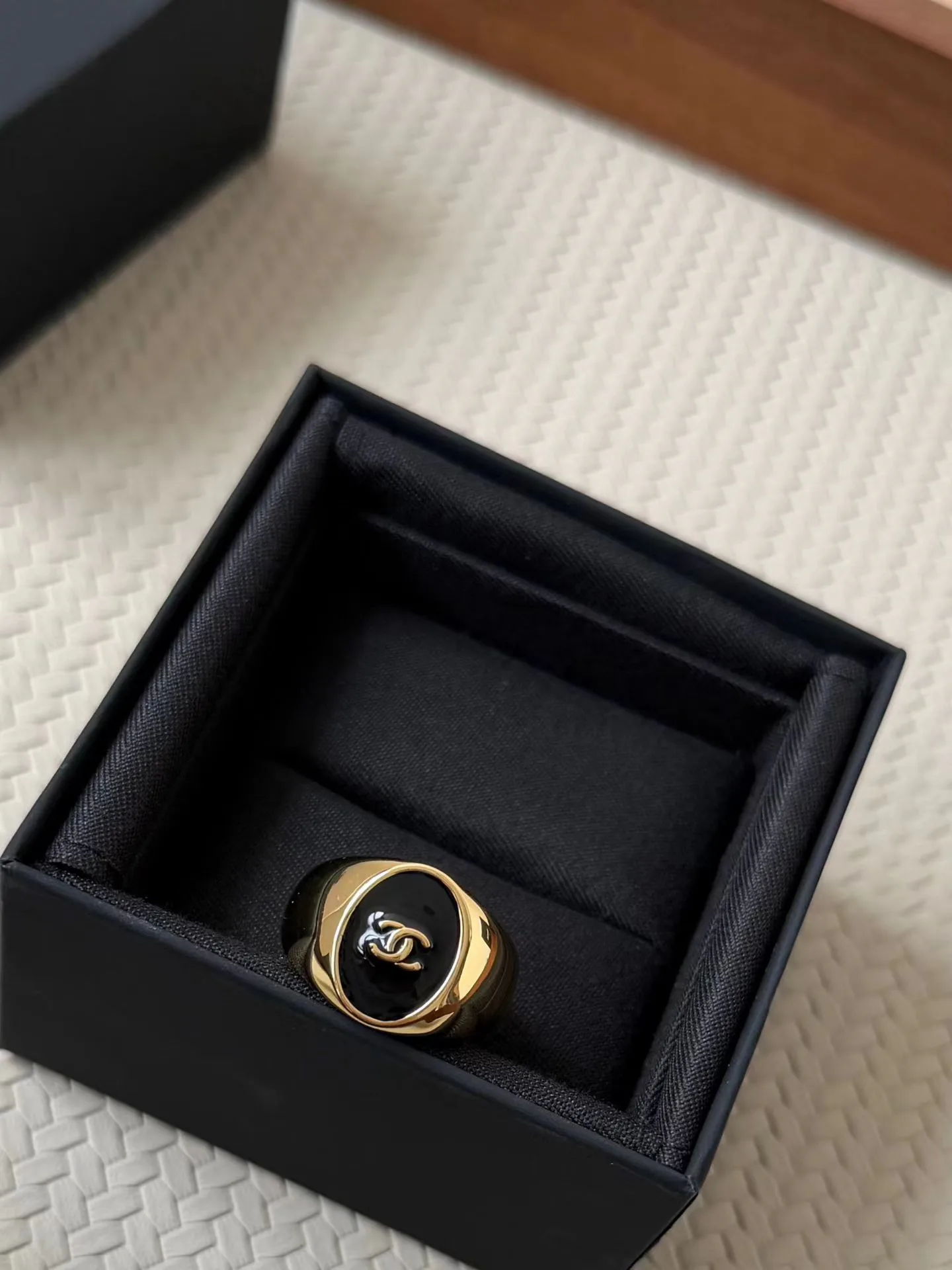 Бижутерия Chanel 18123141