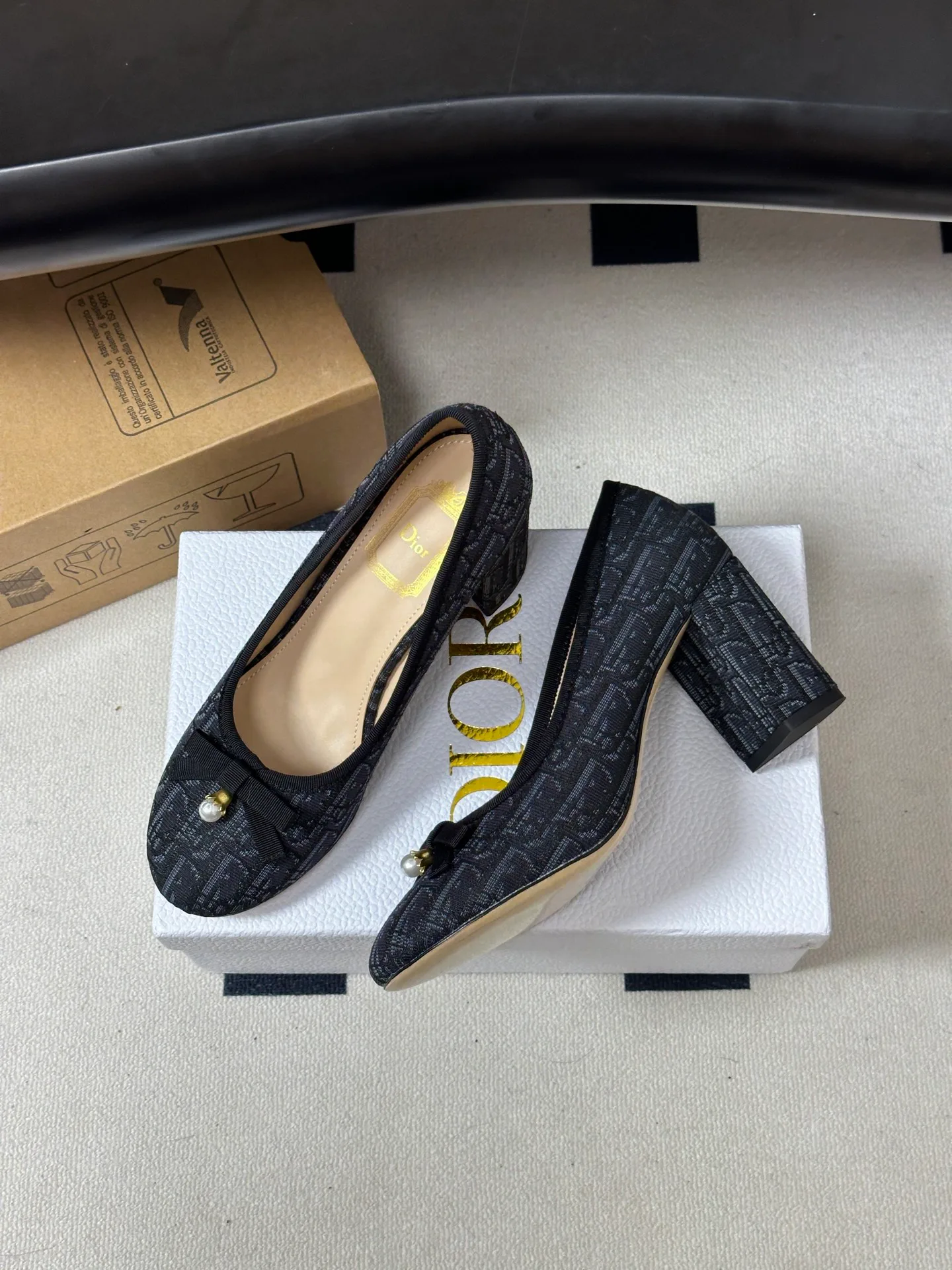 Туфли Женские Christian Dior 18049194