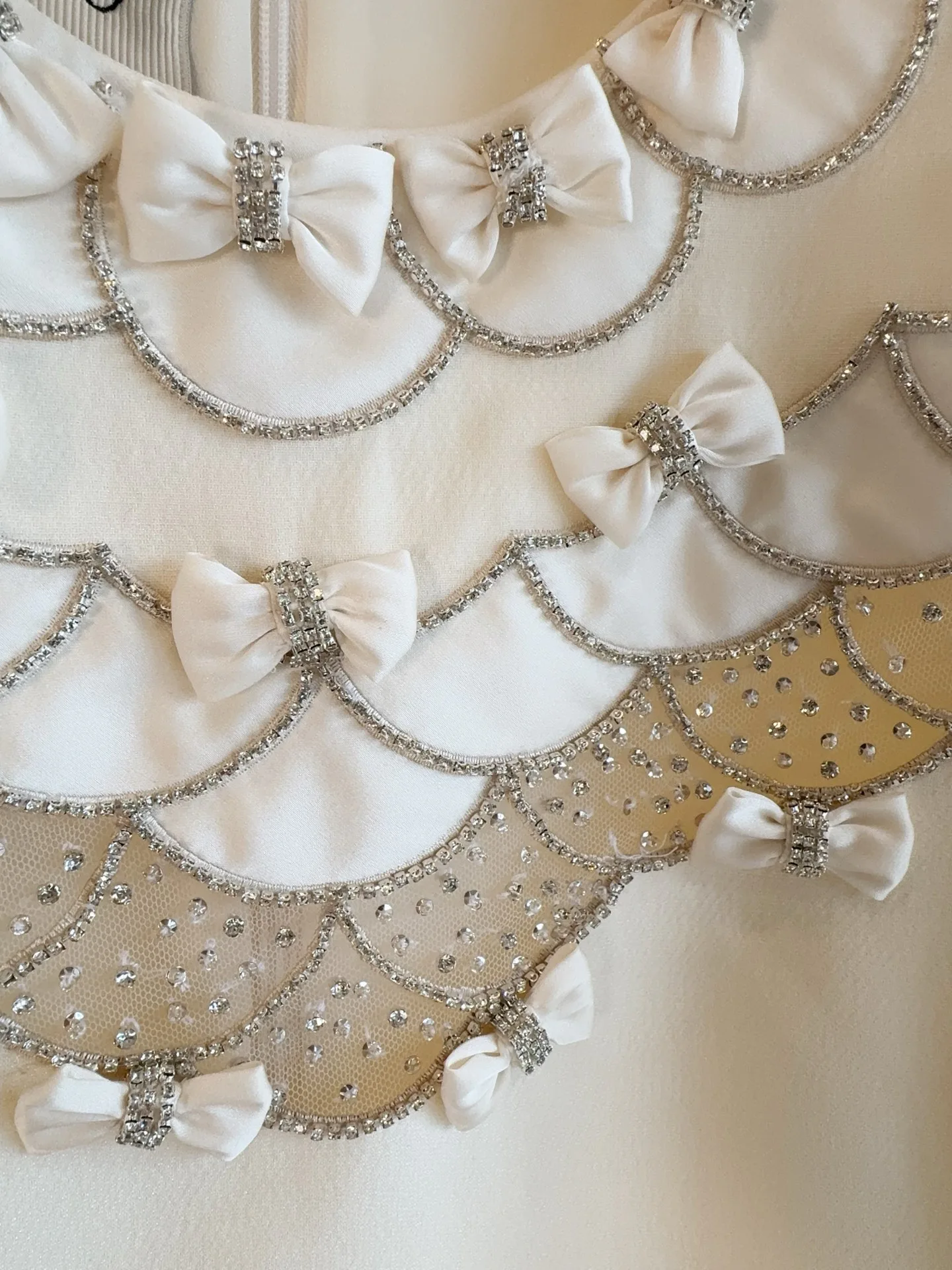 Платья Женские Valentino 11220256