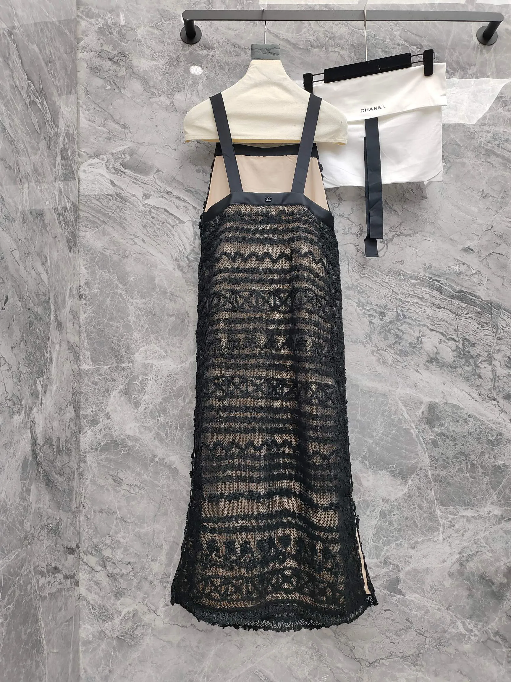 Платья Женские Chanel 9451844