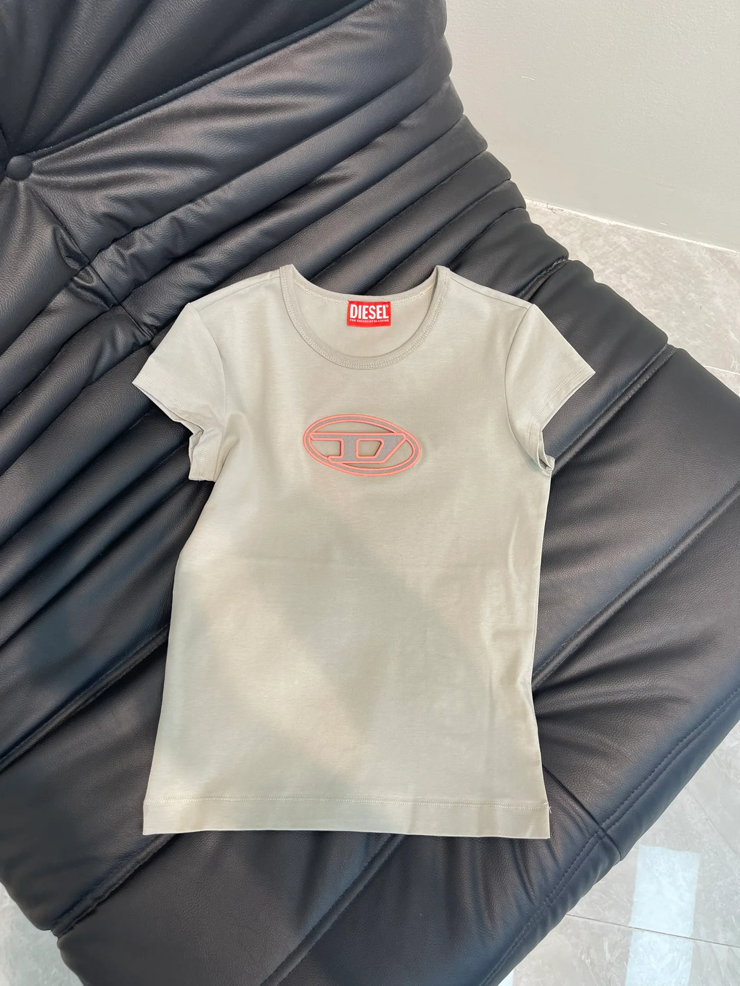 Футболки Женские Diesel 23117