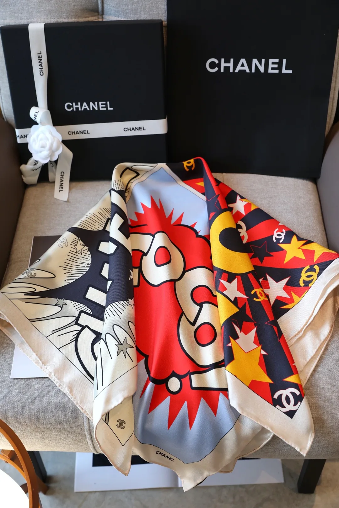 Платки Chanel 18093524