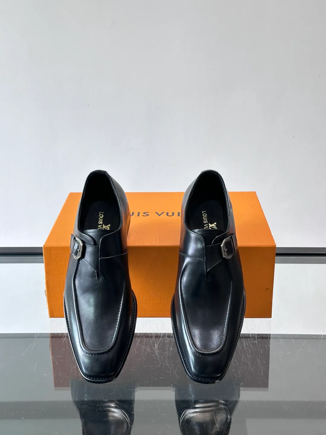 Лоферы И Туфли Мужские Louis Vuitton 11232708