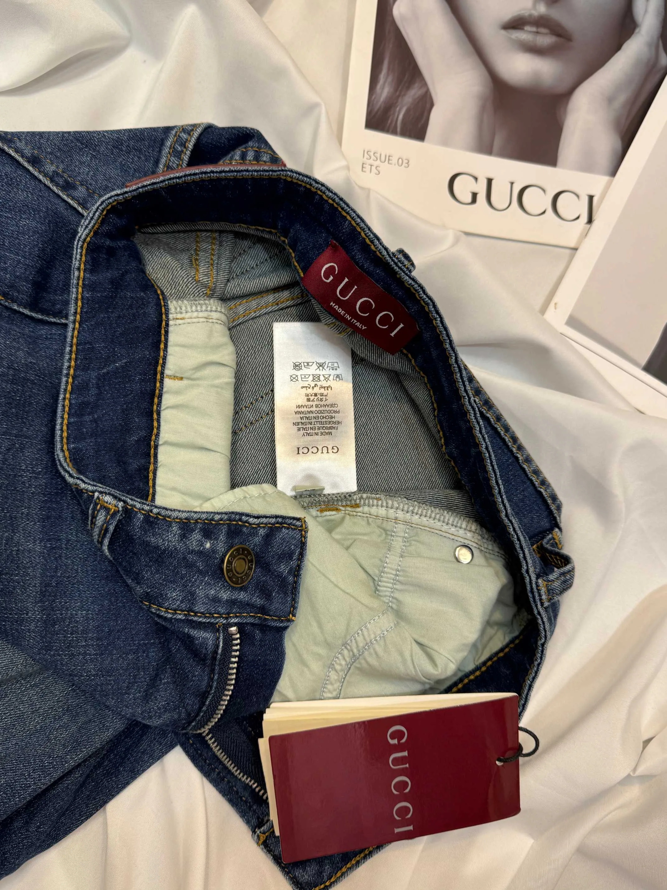 Джинсы Женские Gucci 18145692