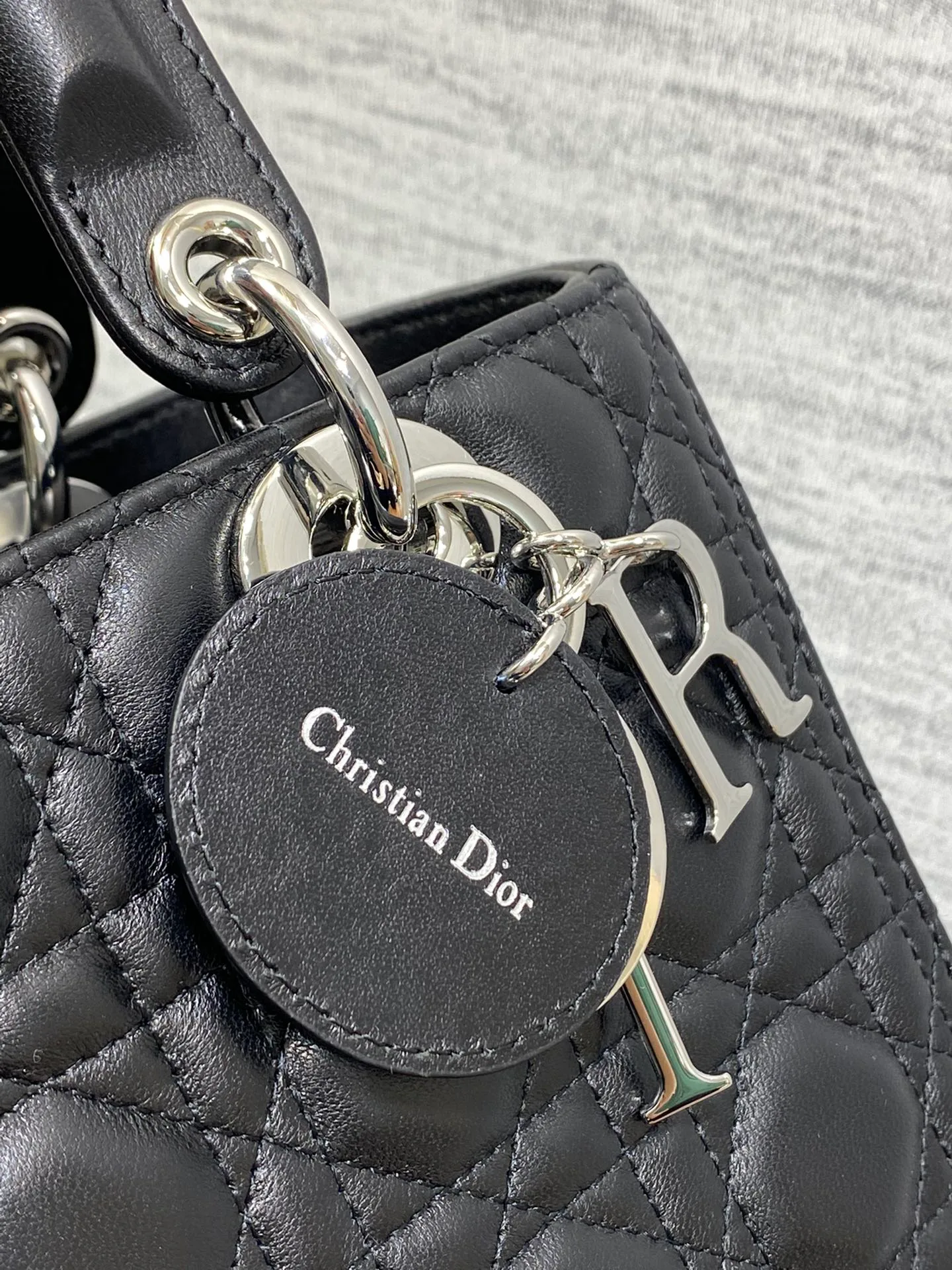 Классические Сумки Женские Christian Dior 11685136