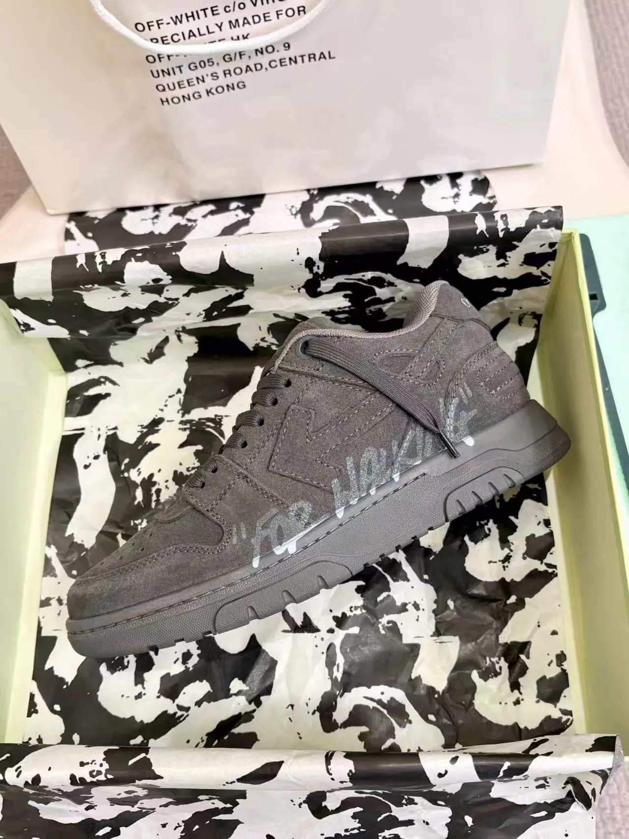 Кроссовки Женские Off-White 18158688