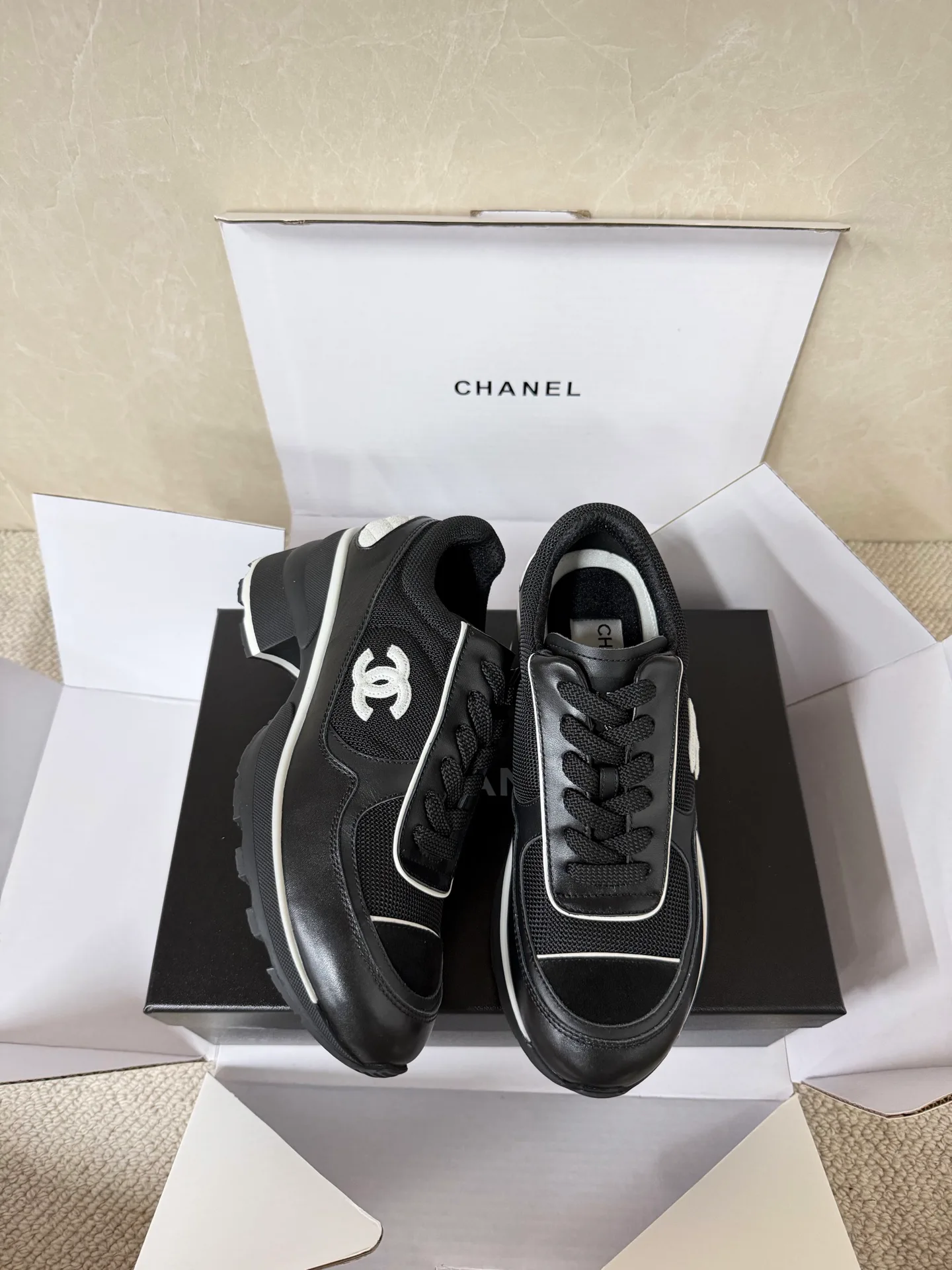Кроссовки Женские Chanel 1679207