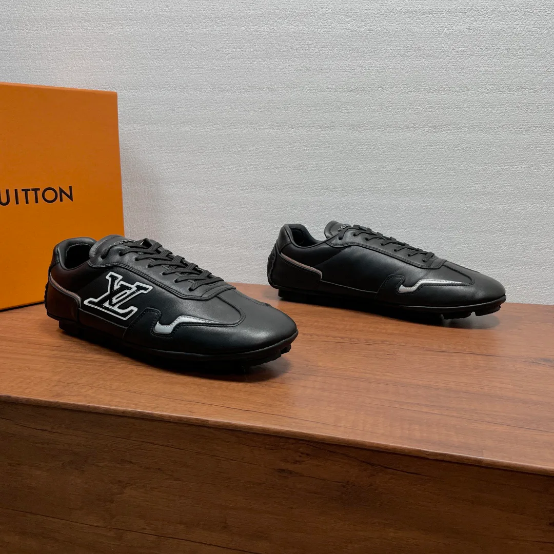 Кроссовки Мужские Louis Vuitton 17542530