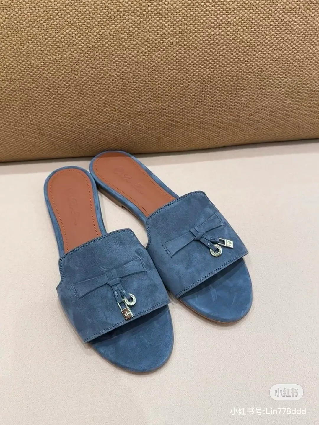 Шлепанцы Женские Loro Piana 25986