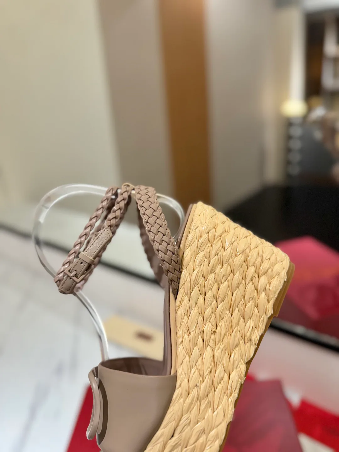 Босоножки Женские Valentino 17946614