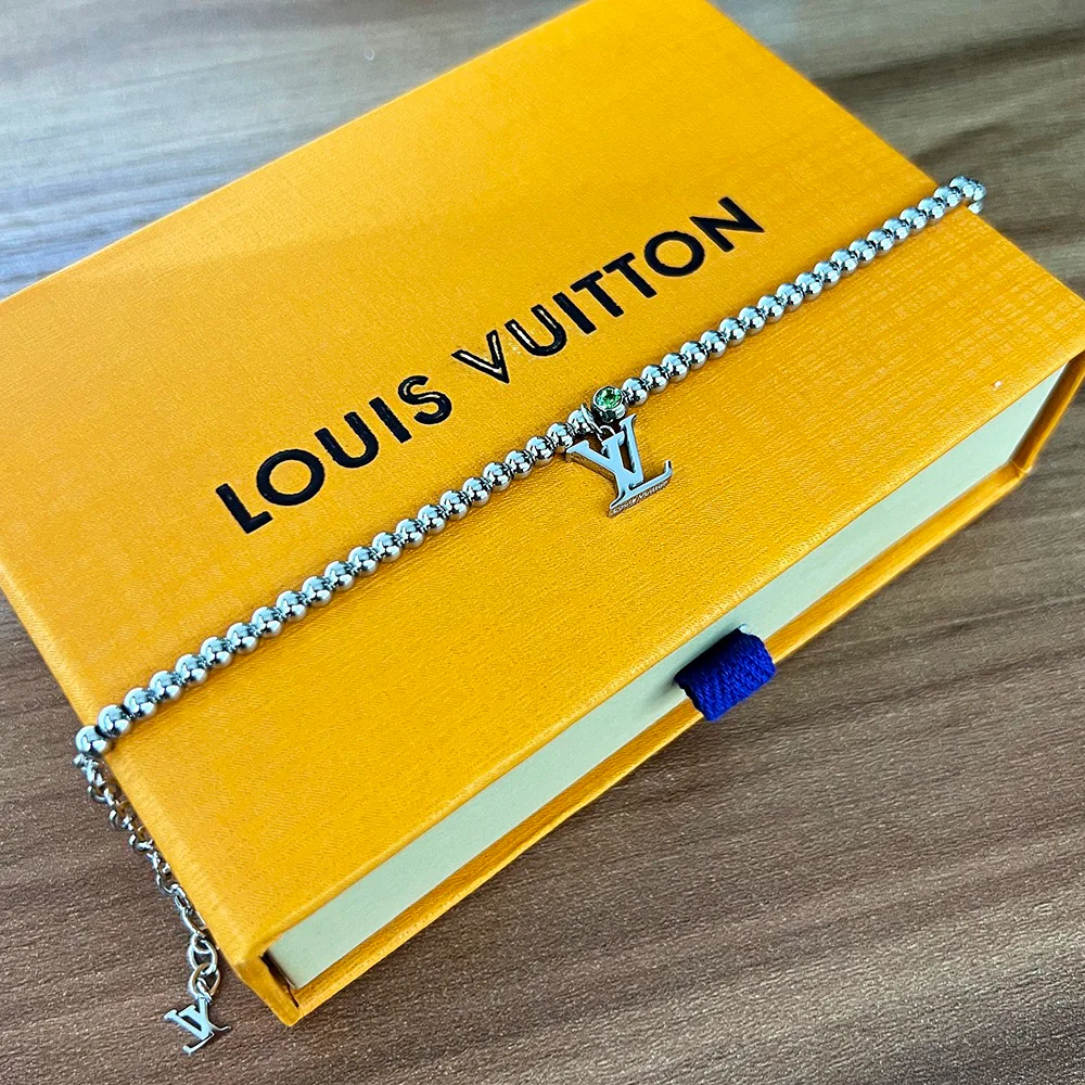 Бижутерия Louis Vuitton 1224