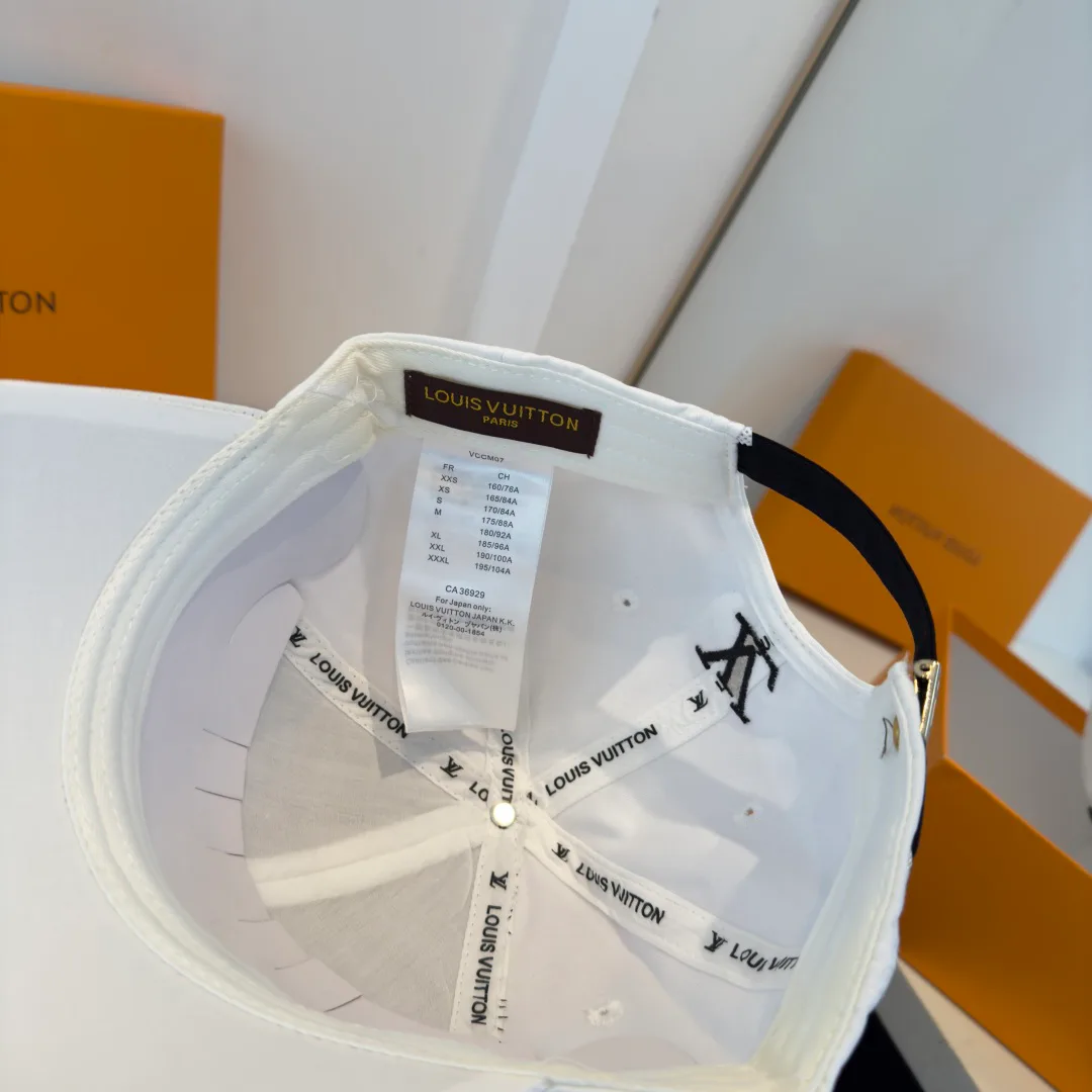 Головные Уборы Louis Vuitton 11416642