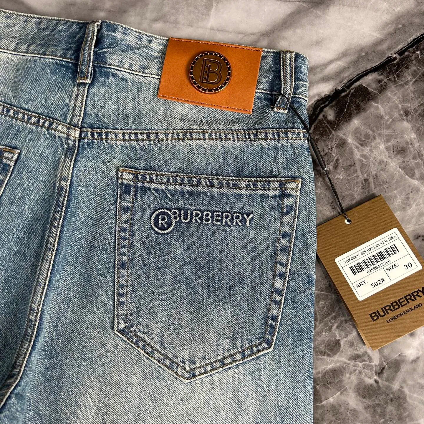 Джинсы Мужские Burberry 17642151