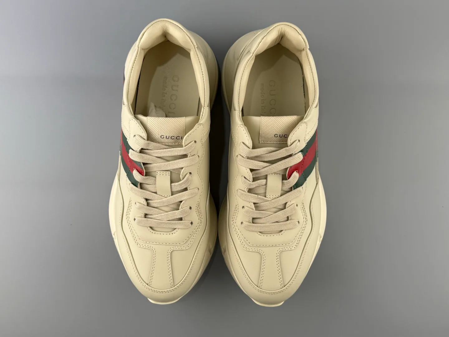 Кроссовки Женские Gucci 18583676