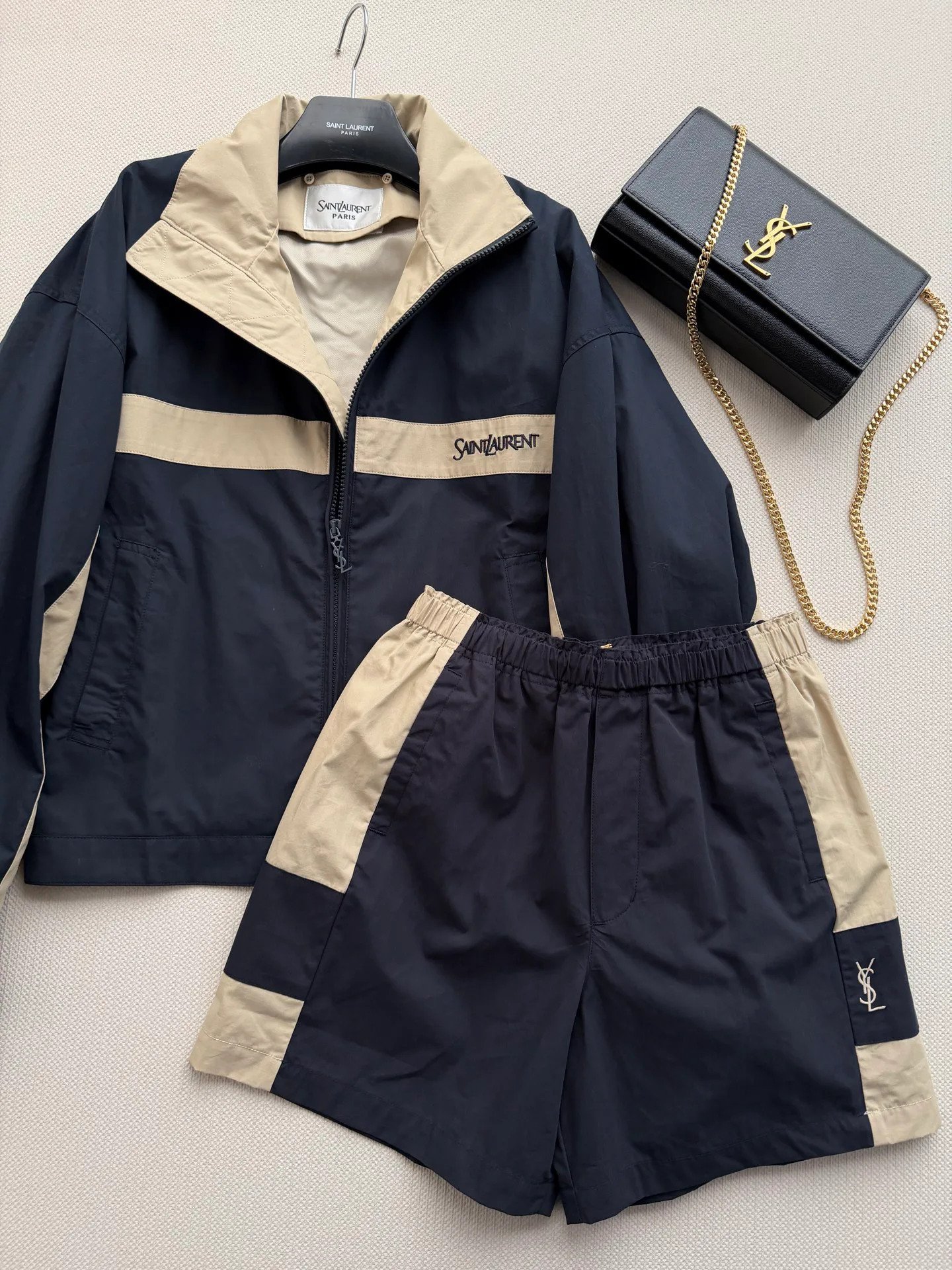 Шорты Женские Saint Laurent 18601949