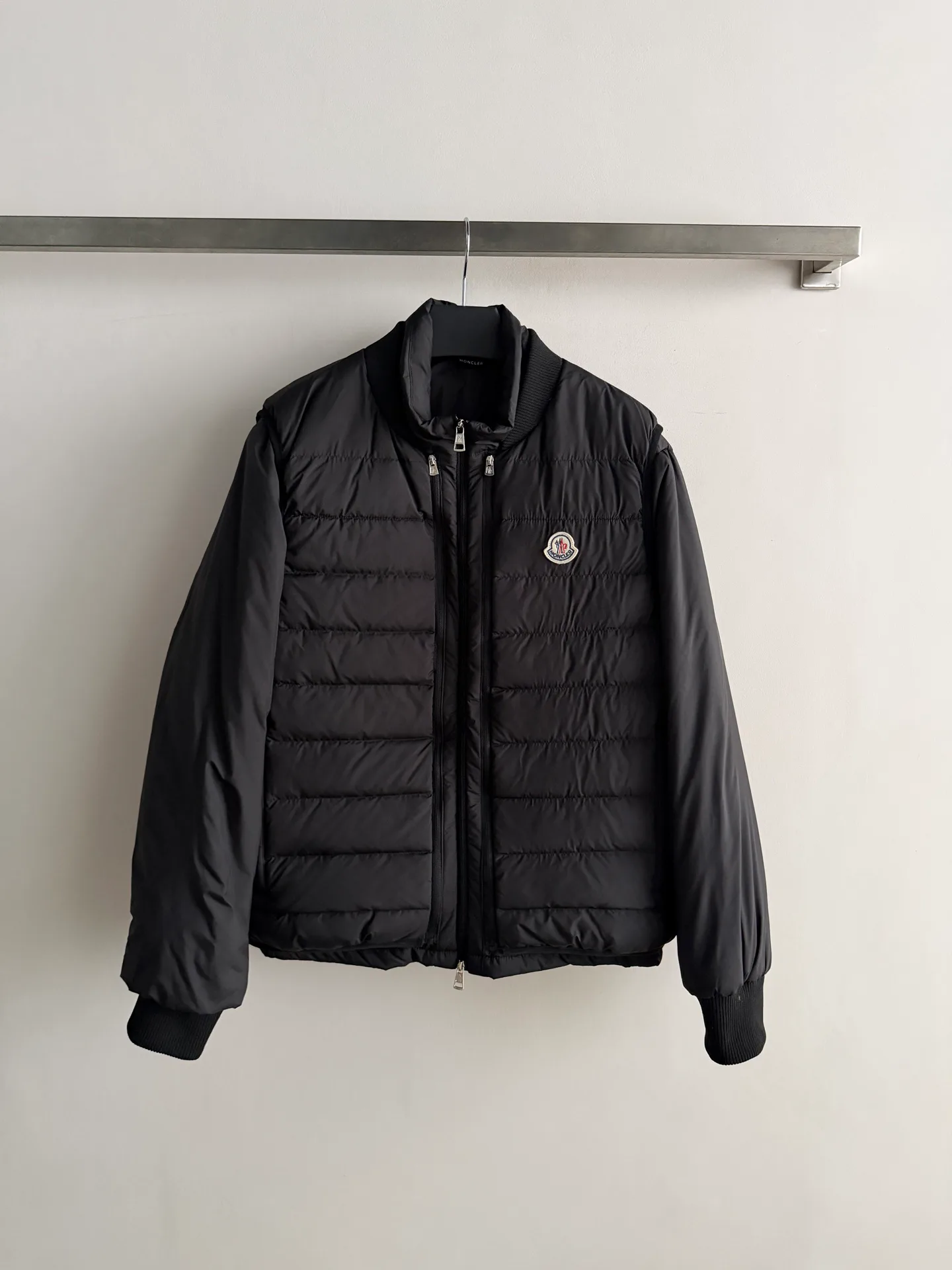 Куртки И Пуховики Женские Moncler 19014059
