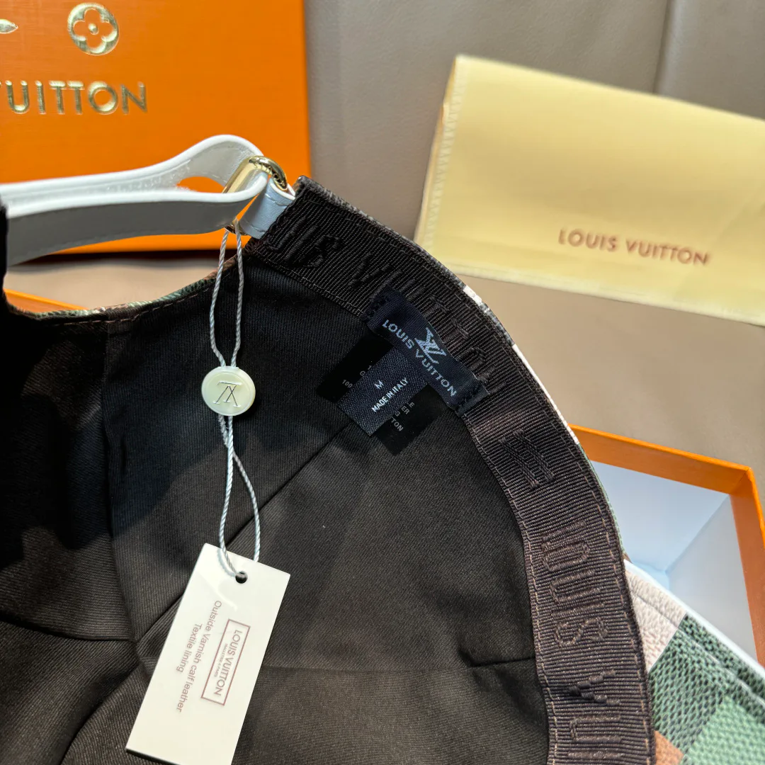 Головные Уборы Louis Vuitton 4550053