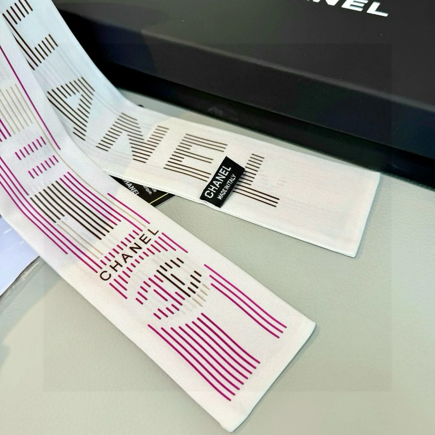 Платки Chanel 10695718