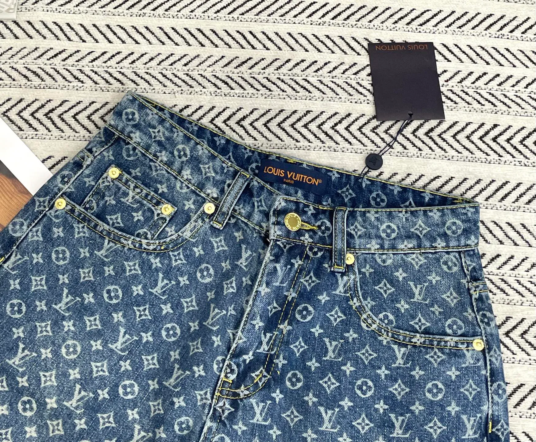 Шорты Женские Louis Vuitton 11691694