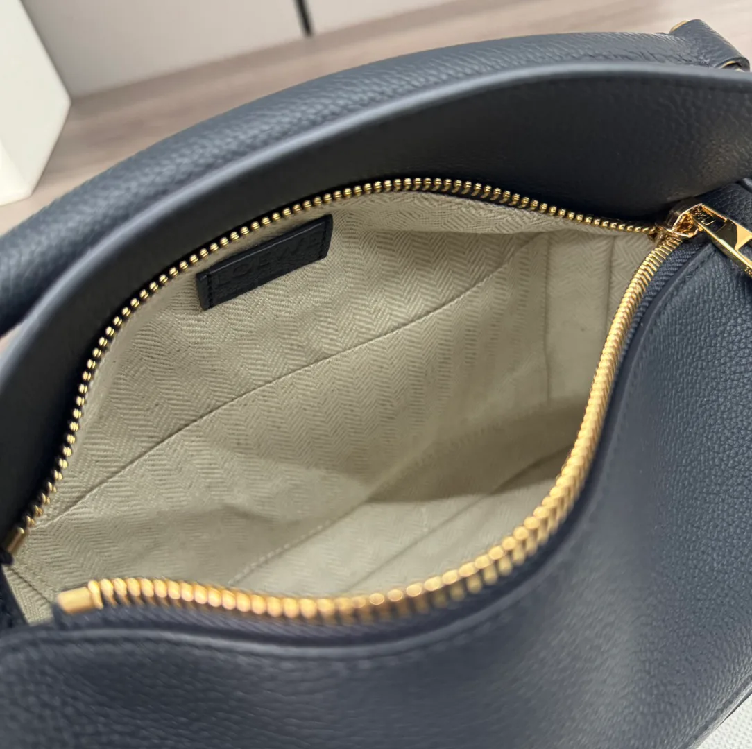 Классические Сумки Женские Loewe 11513681