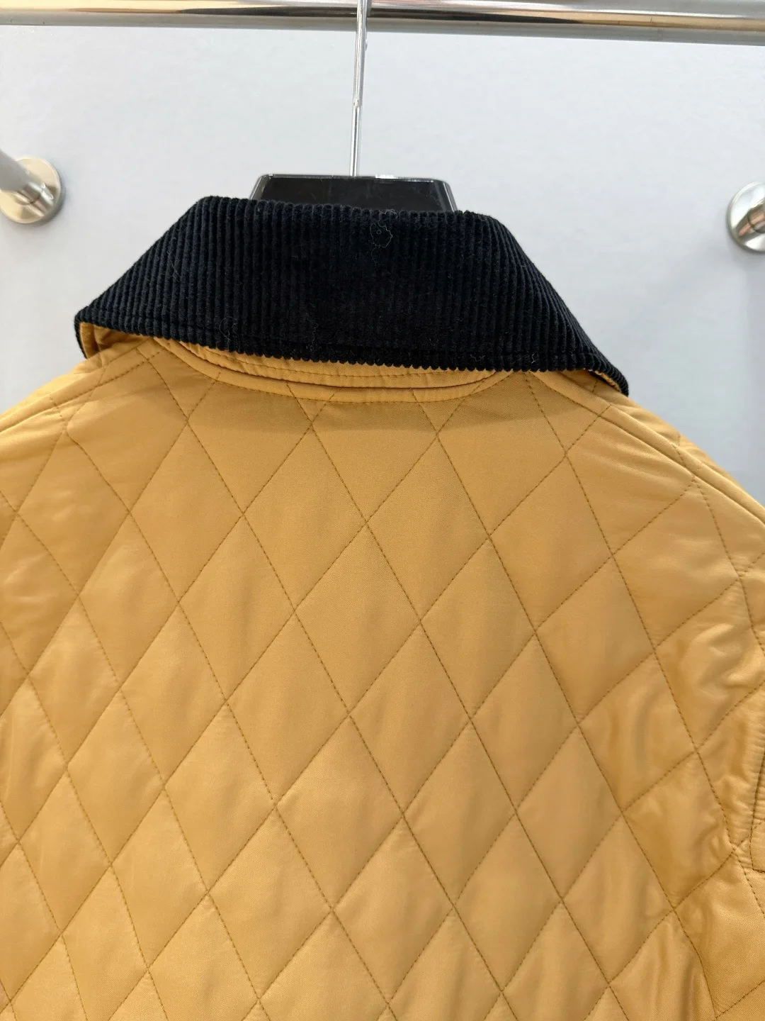 Куртки И Пуховики Женские Burberry 247410