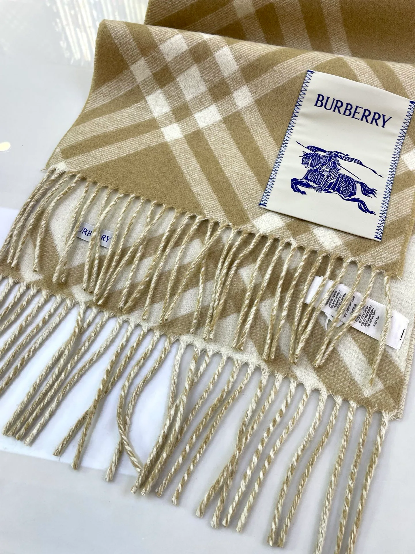 Шарфы Burberry 266418