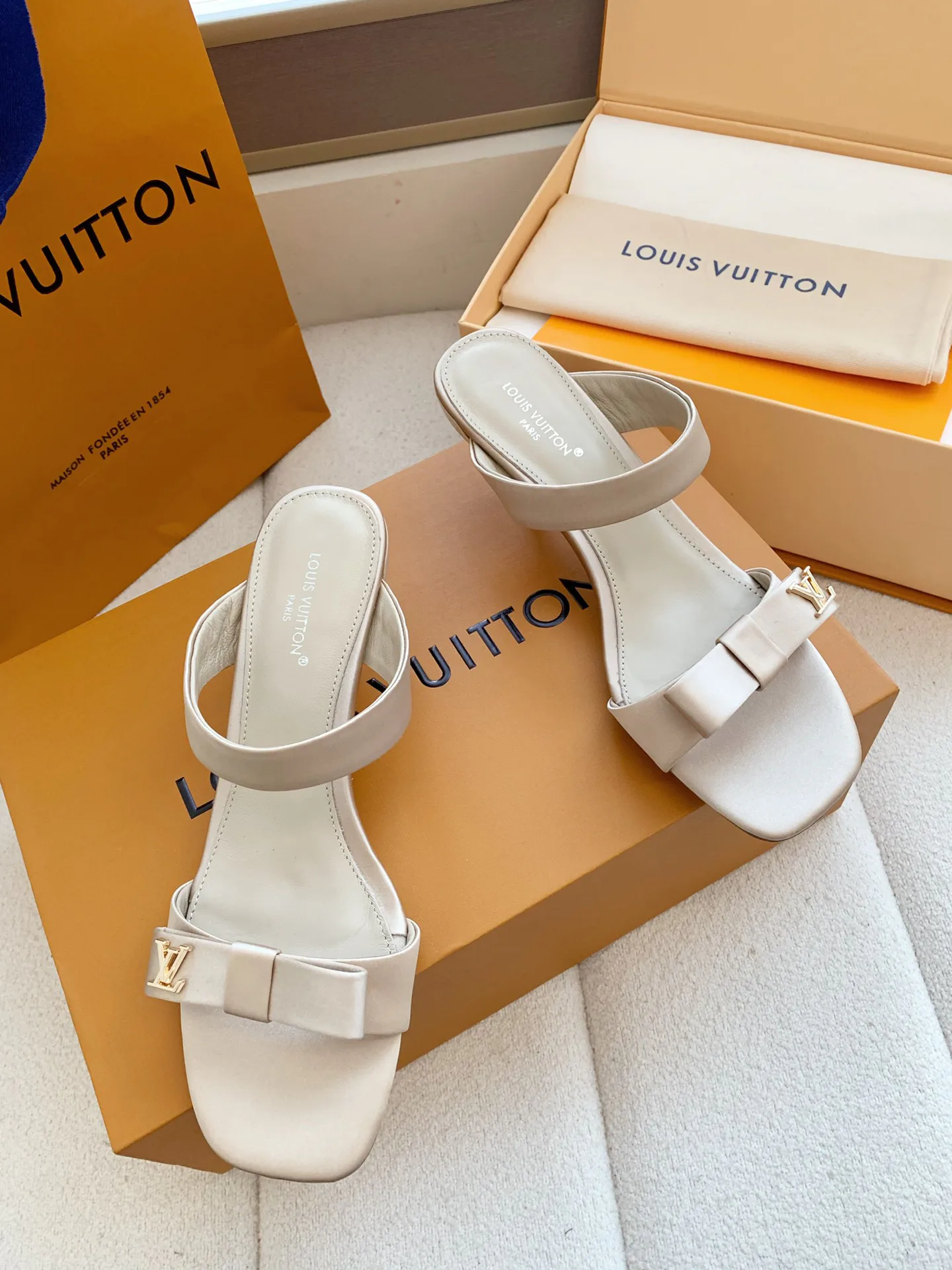 Туфли Женские Louis Vuitton 13183737