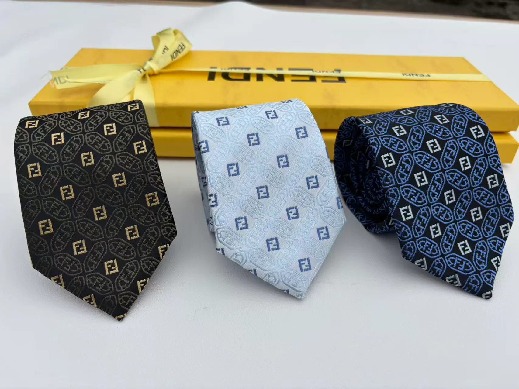Платки Fendi 14648037