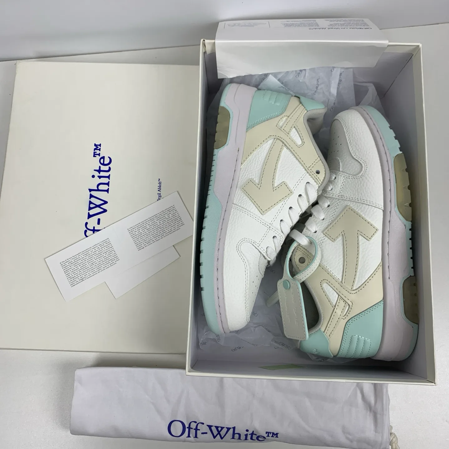 Кроссовки Женские Off-White 17776392