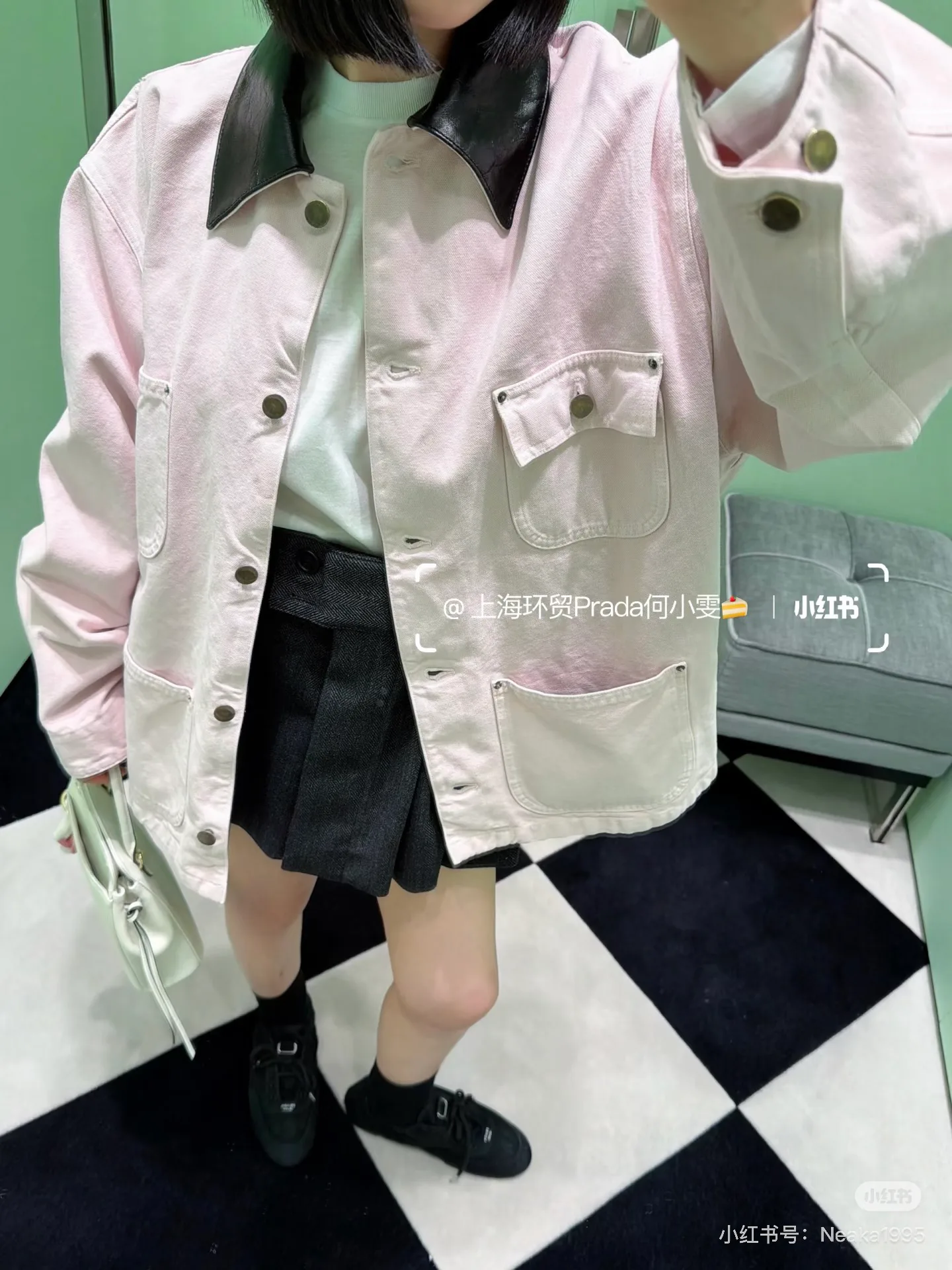 Куртки И Пуховики Женские Prada 18321136