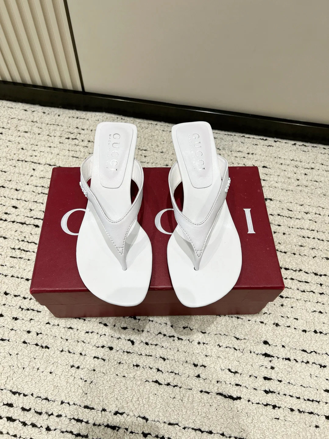 Шлепанцы Женские Gucci 17637844