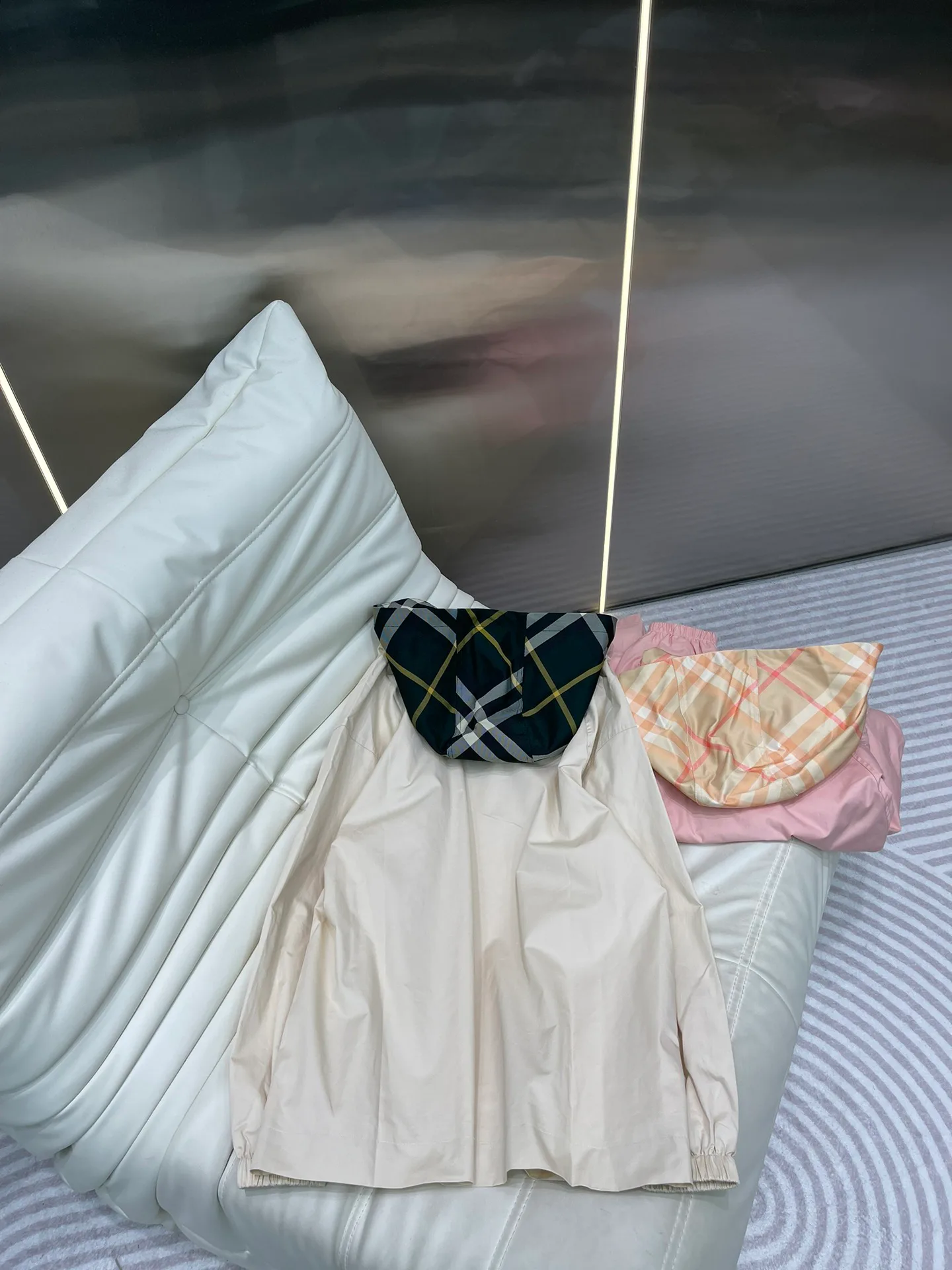 Куртки И Пуховики Женские Burberry 21425