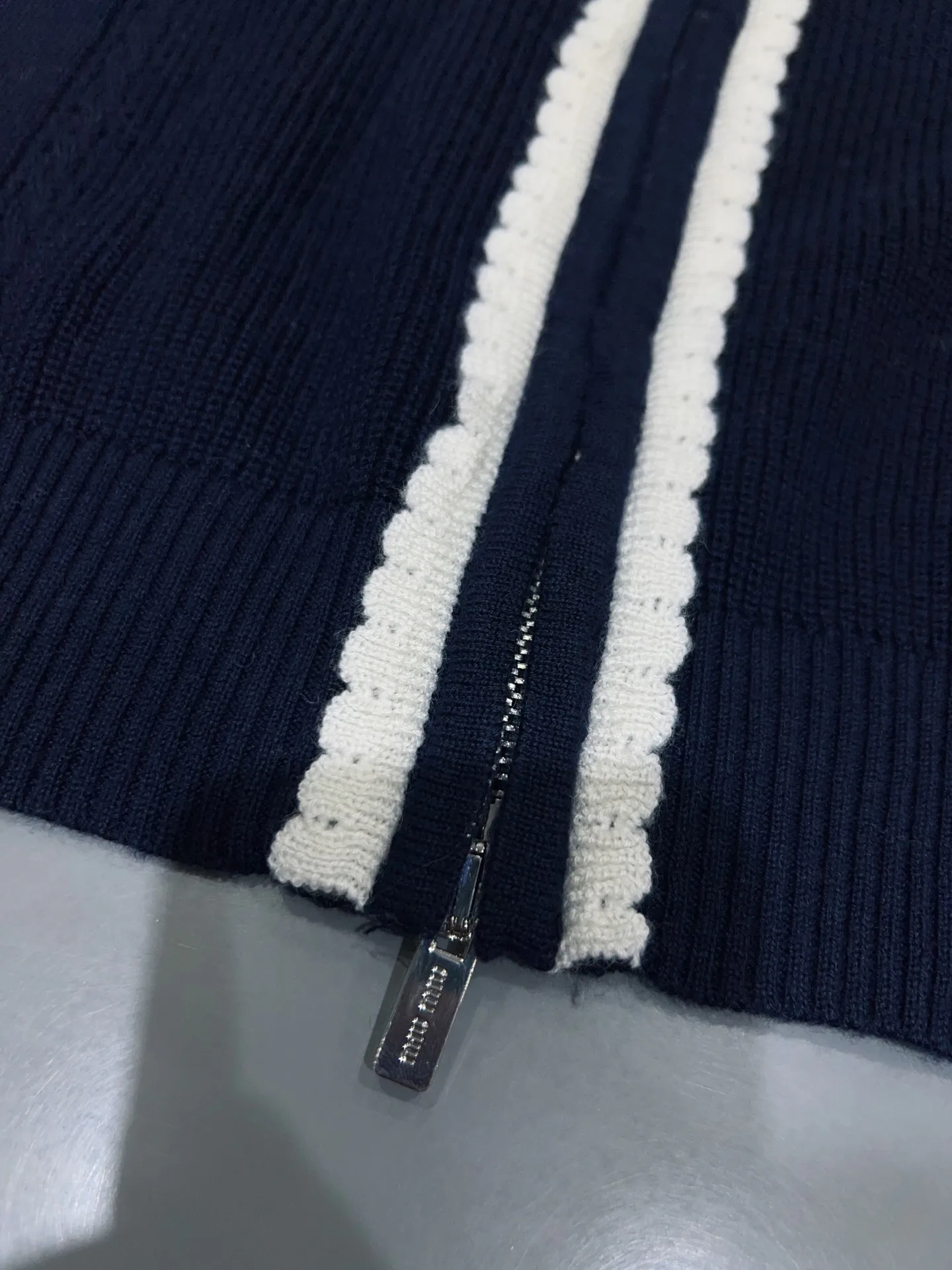 Джемперы И Свитеры Женские Miu Miu 18750223