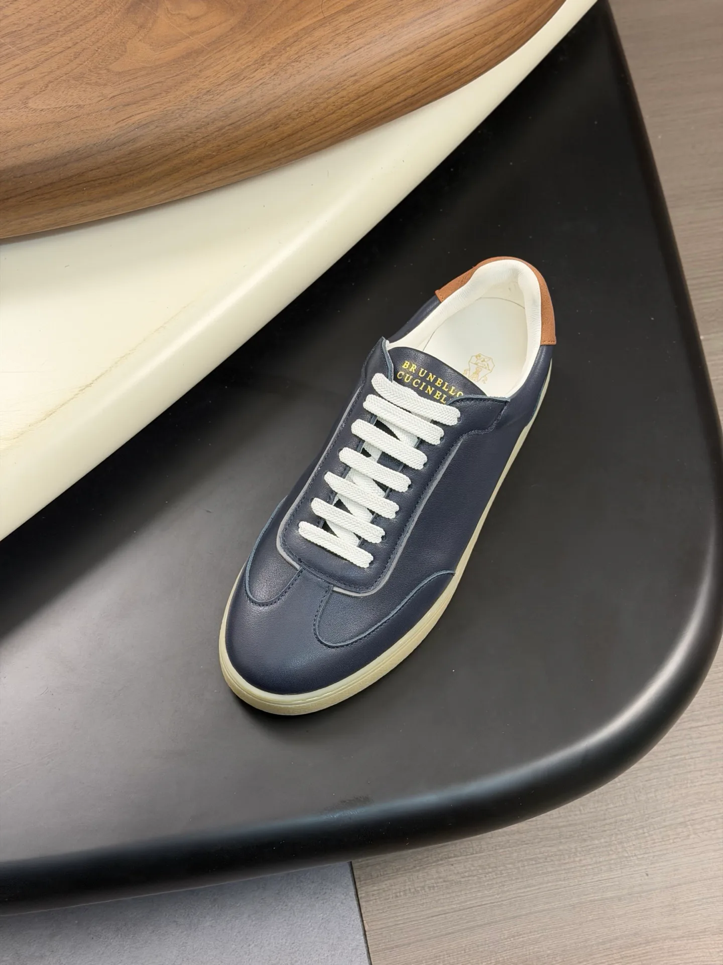 Кроссовки Мужские Brunello Cucinelli 18337486