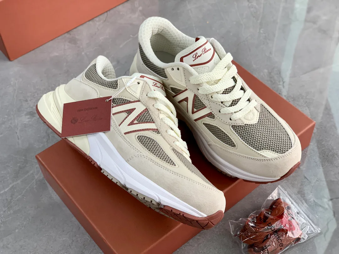 Кроссовки Женские Loro Piana 9336