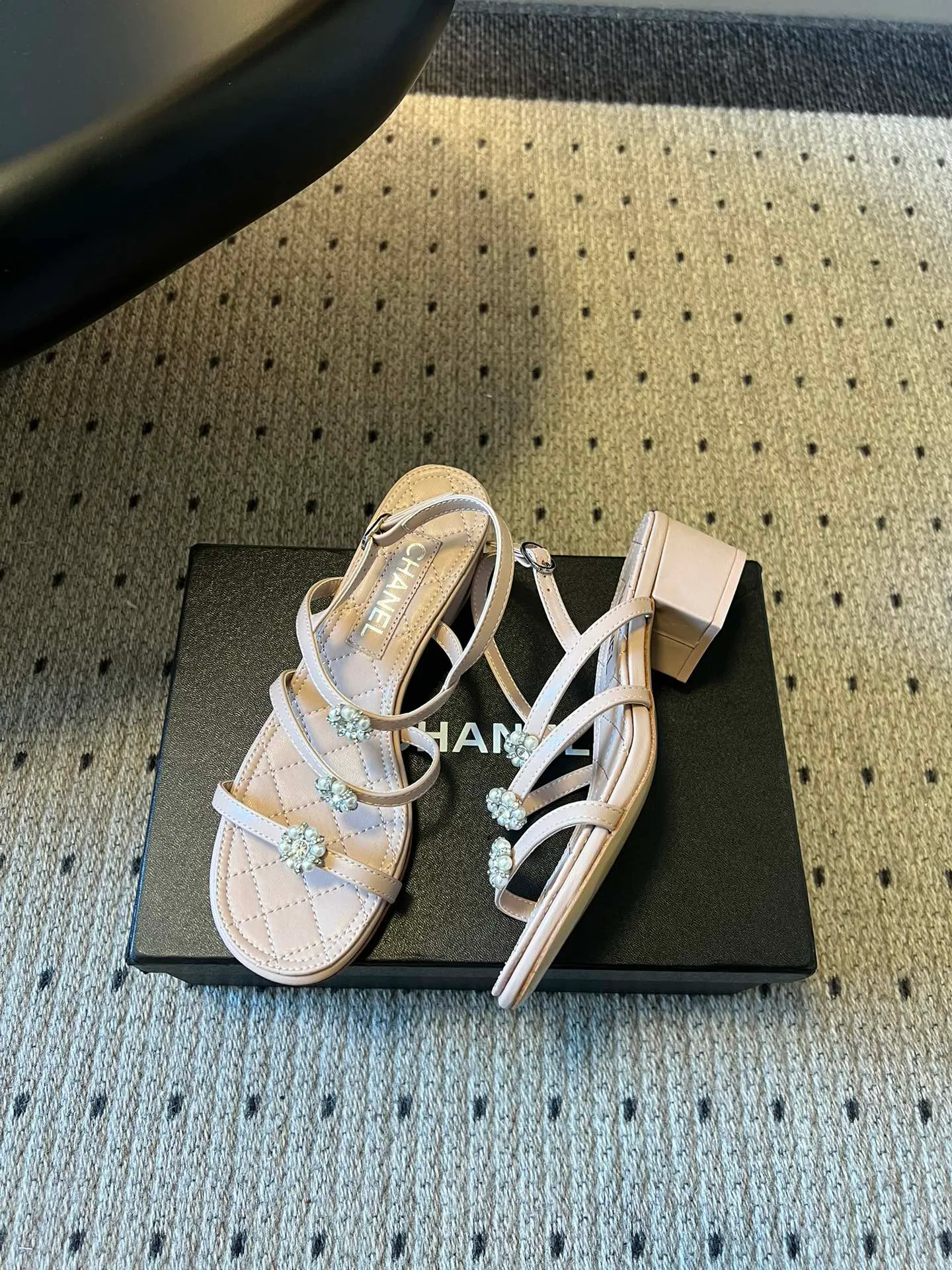 Босоножки Женские Chanel 11540112