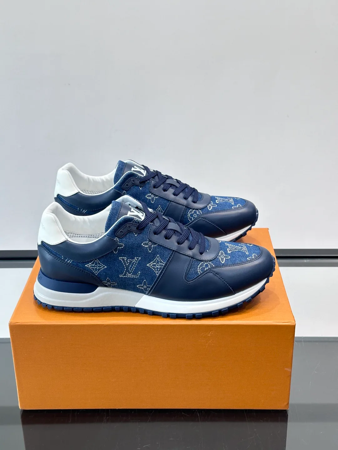 Кроссовки Мужские Louis Vuitton 11028046