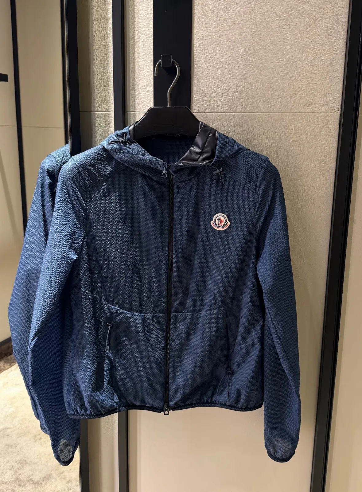 Куртки И Пуховики Женские Moncler 17567581