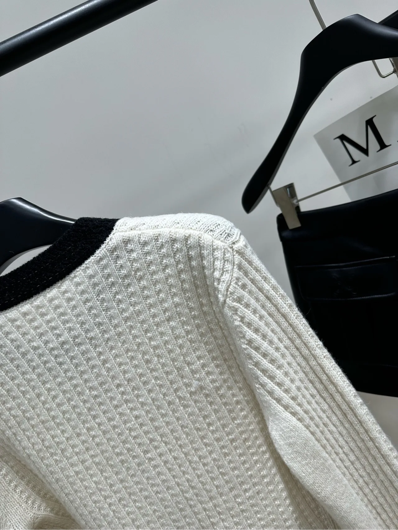 Джемперы И Свитеры Женские Chanel 512404