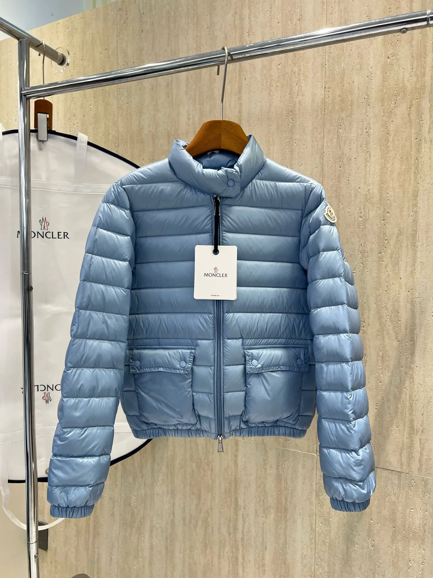 Куртки И Пуховики Женские Moncler 18212694