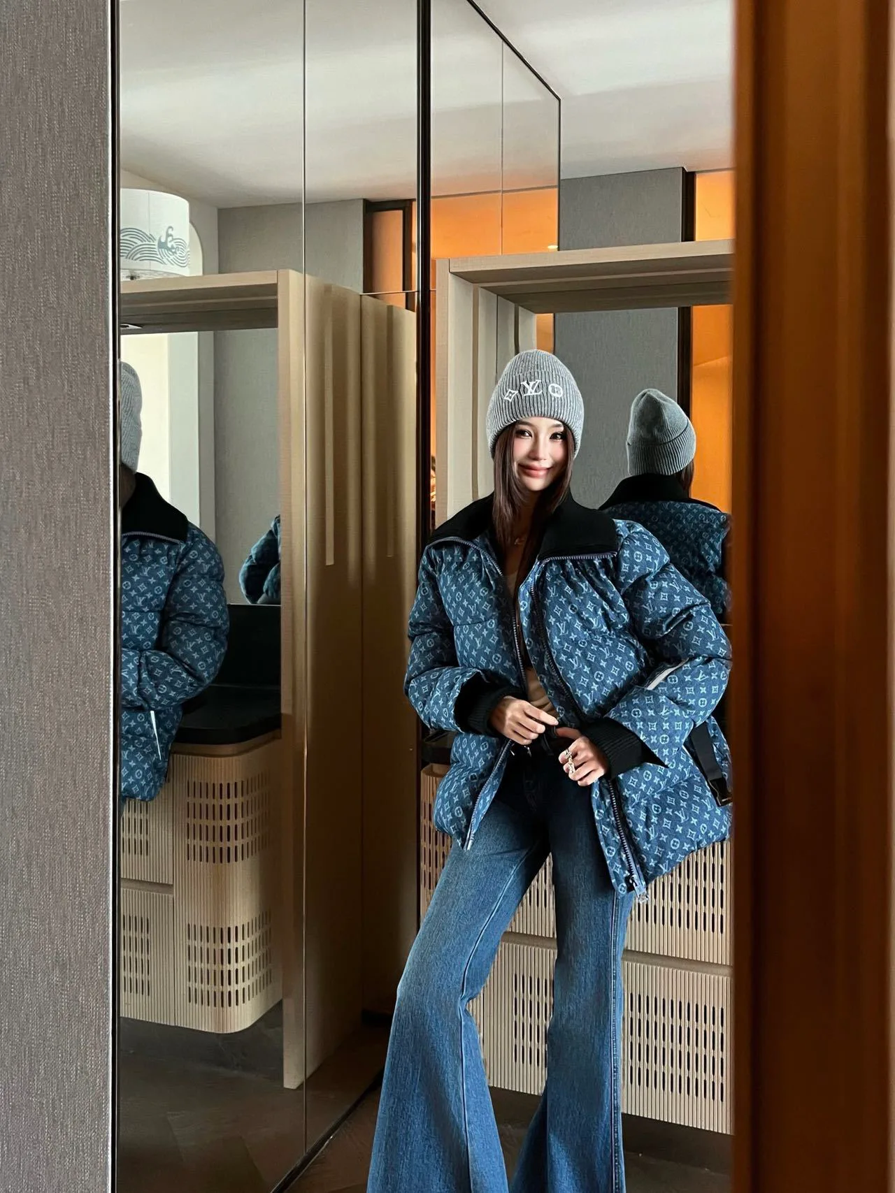 Куртки И Пуховики Женские Louis Vuitton 476310