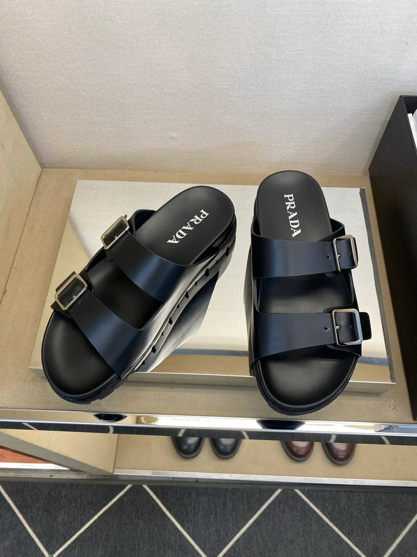 Шлепанцы Мужские Prada 15326413