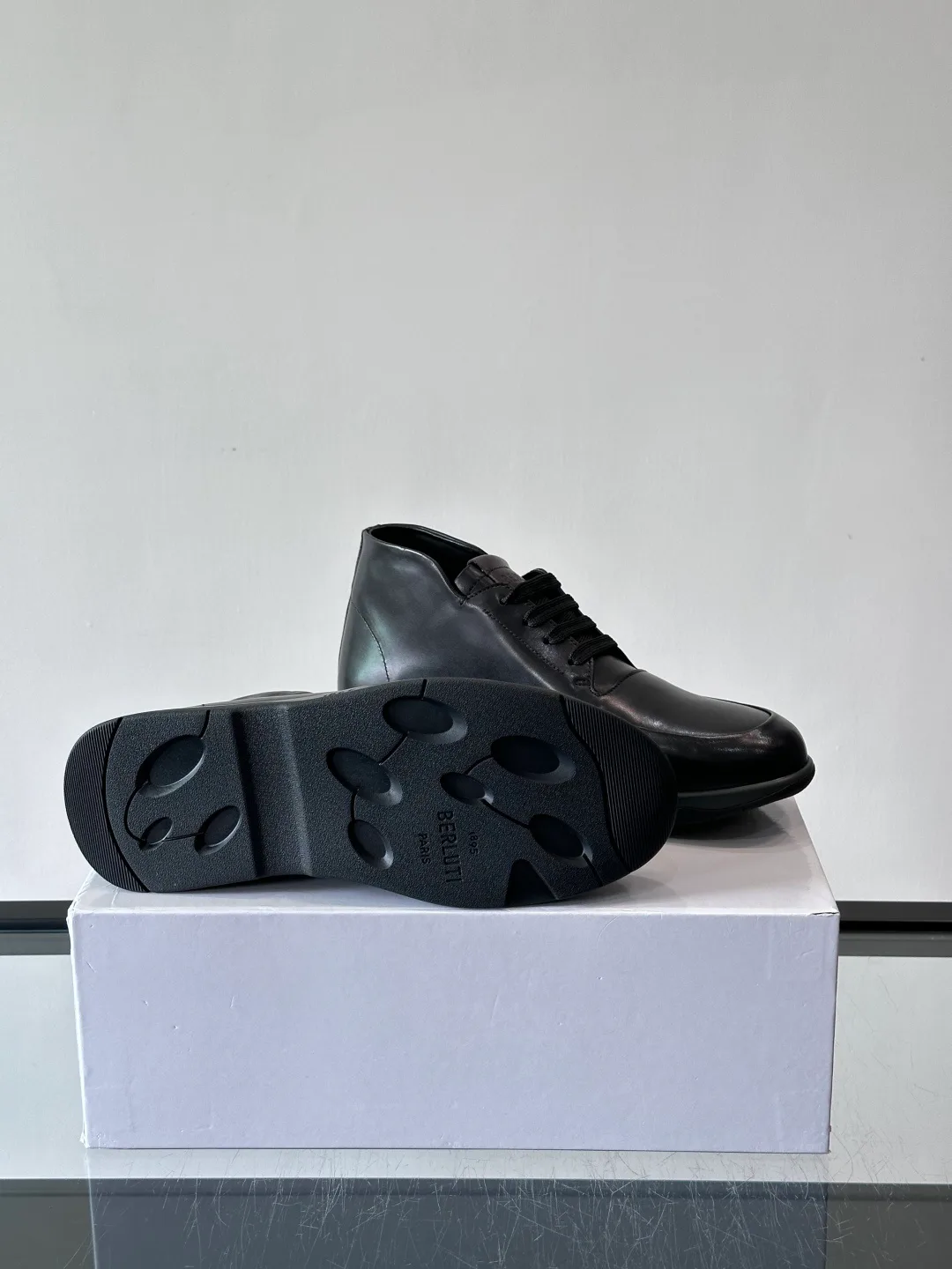 Кроссовки Мужские Berluti 674504