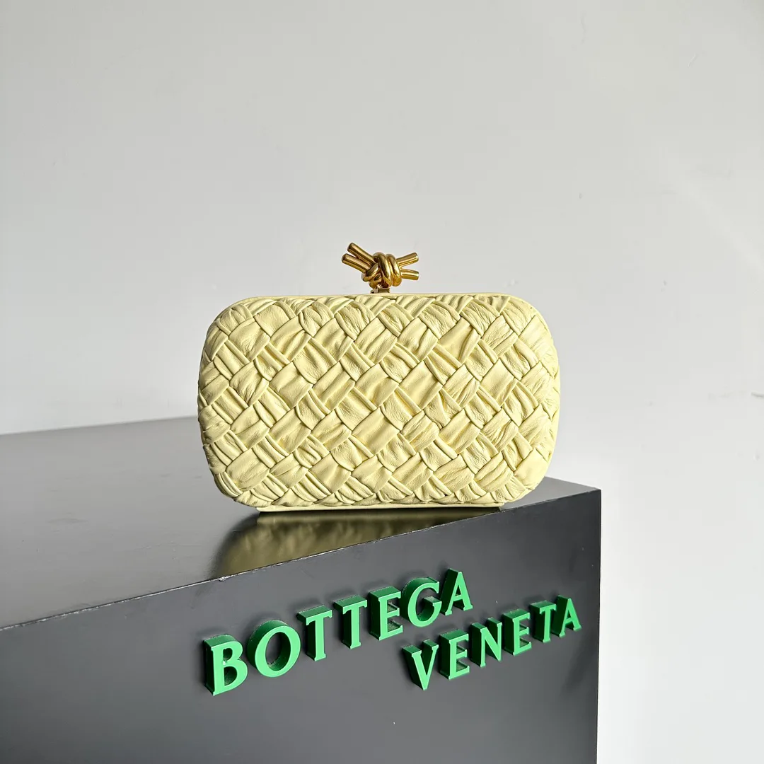 Клатчи Женские Bottega Veneta 902725