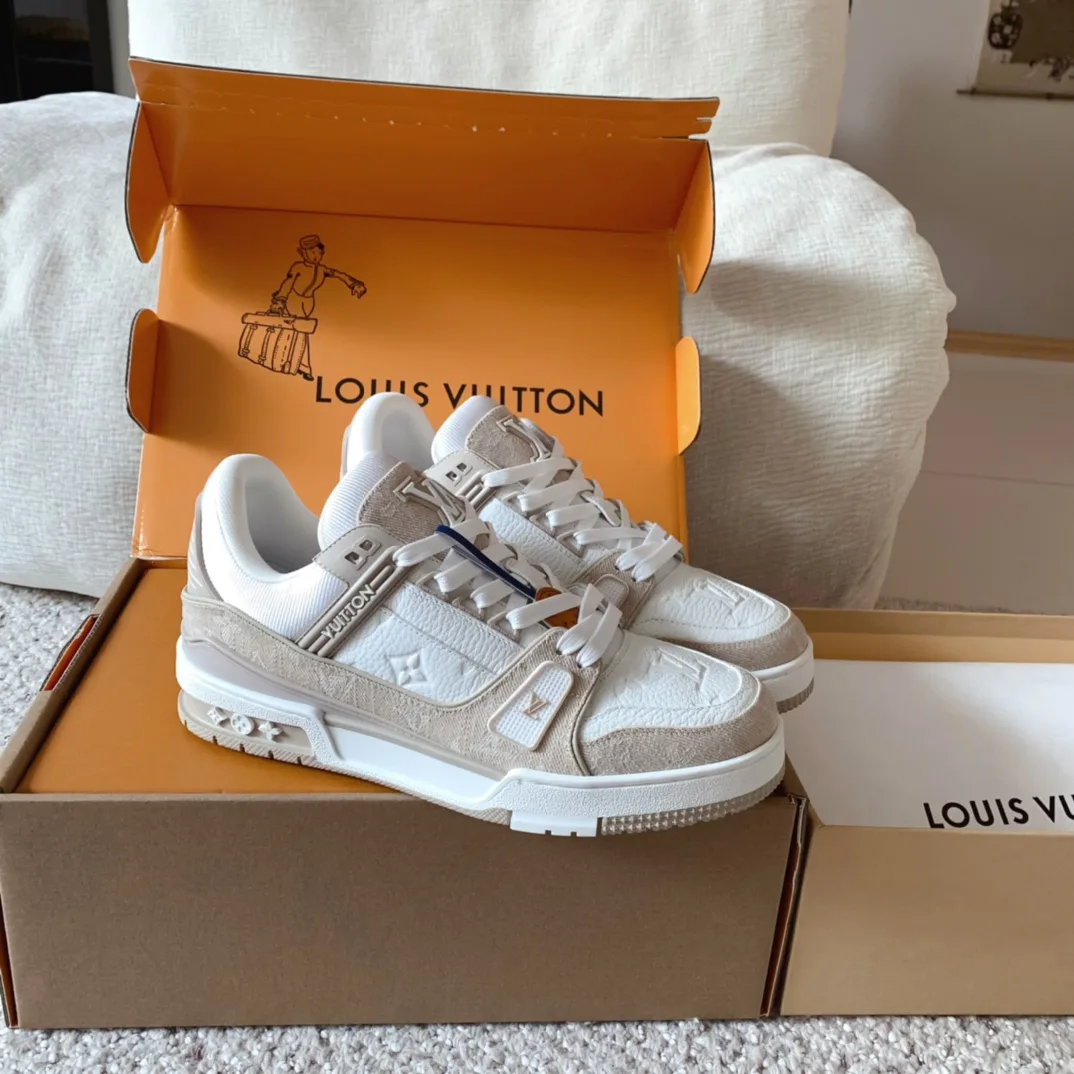 Кроссовки Женские Louis Vuitton 5894001