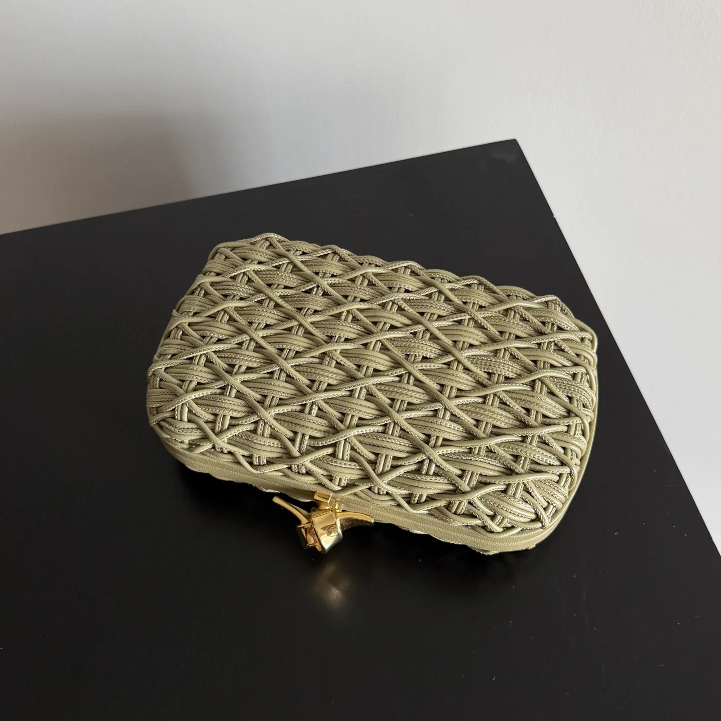 Клатчи Женские Bottega Veneta 18849365