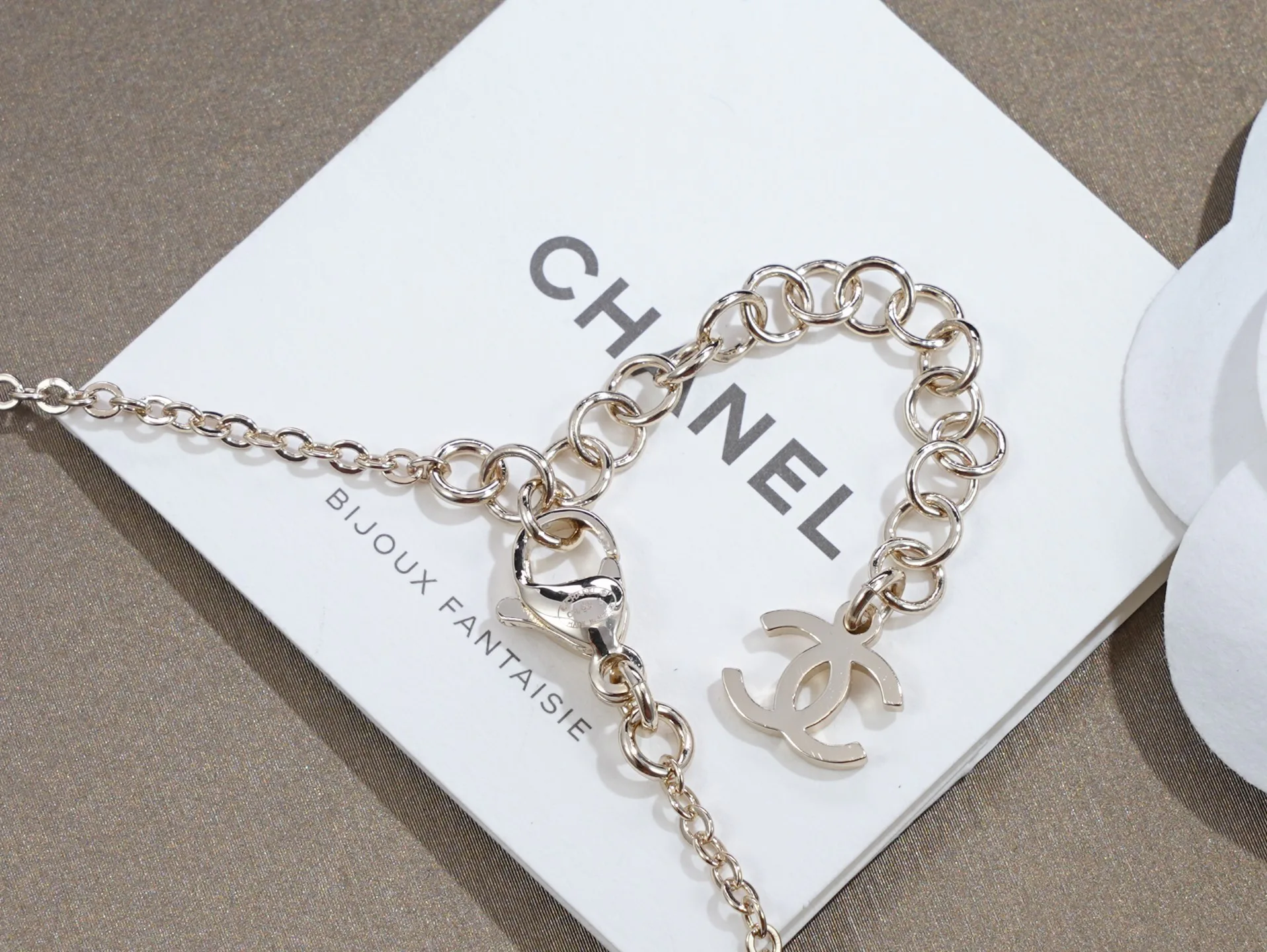 Бижутерия Chanel 1419368