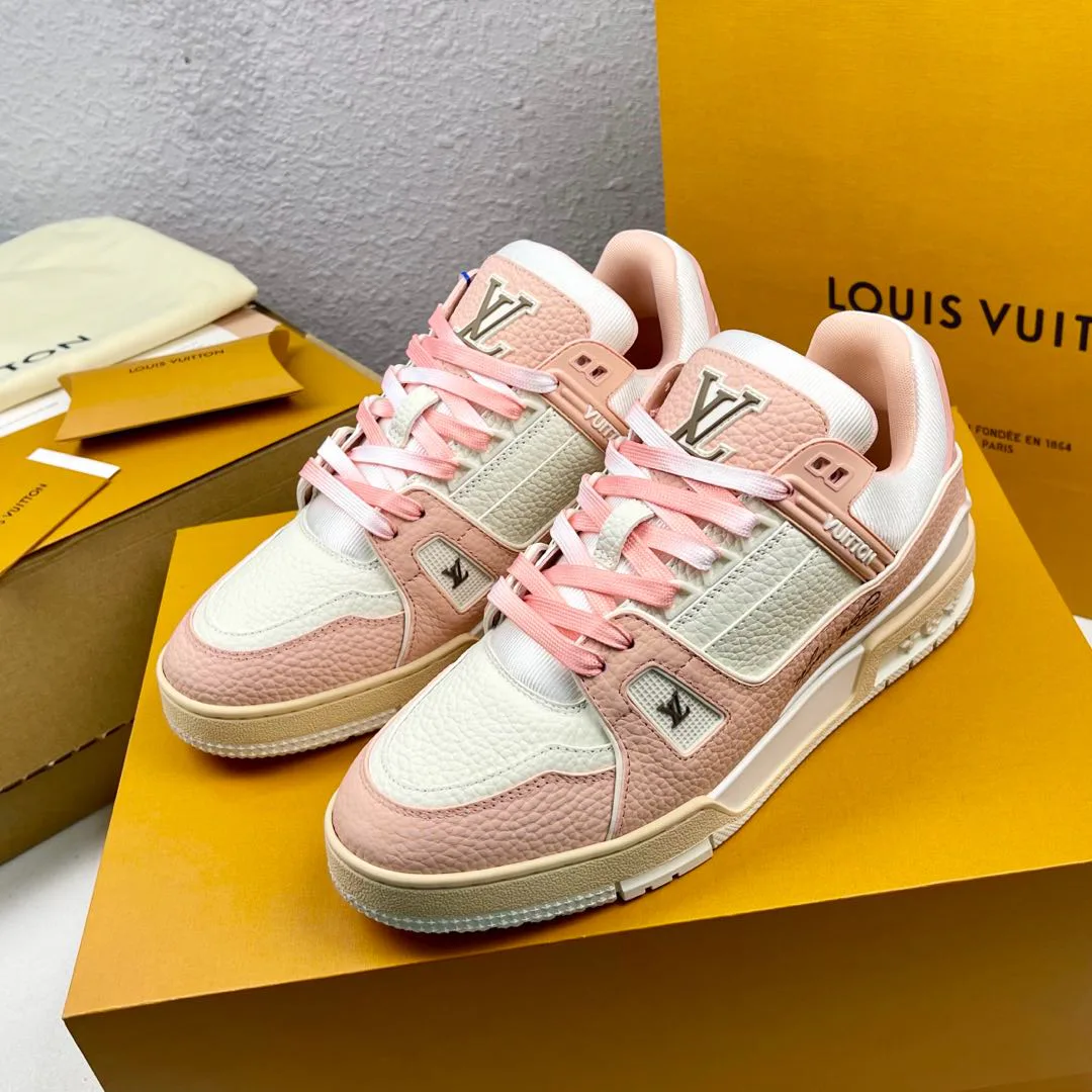 Кроссовки Женские Louis Vuitton 2679333