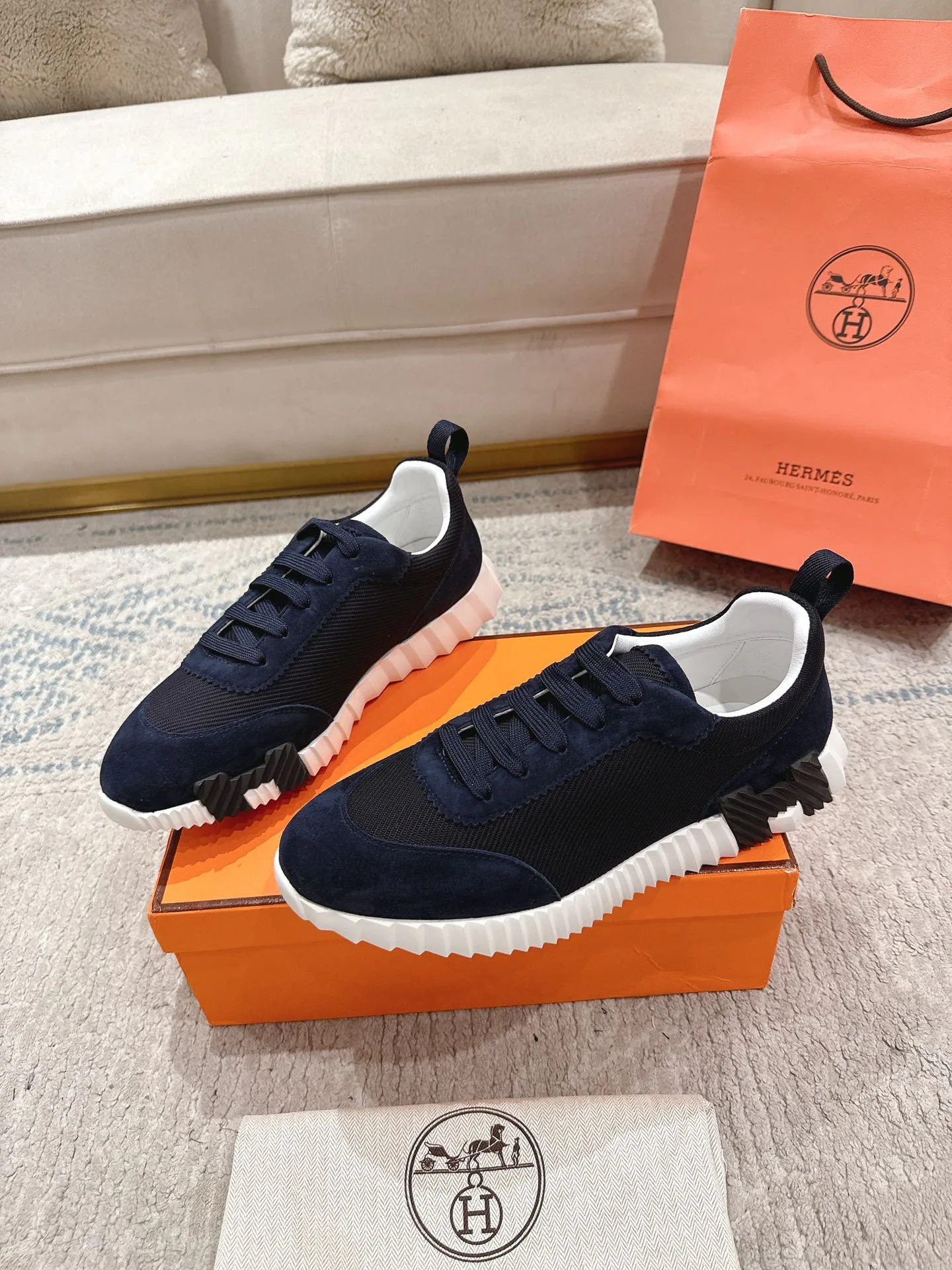 Кроссовки Женские Hermes 11738664