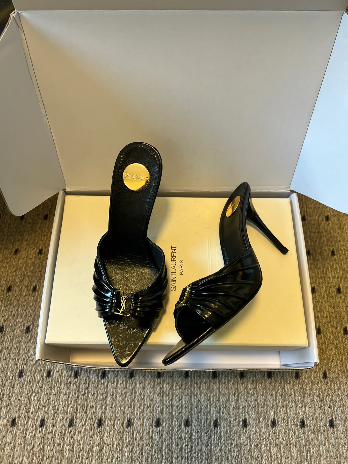 Босоножки Женские Saint Laurent 10835427